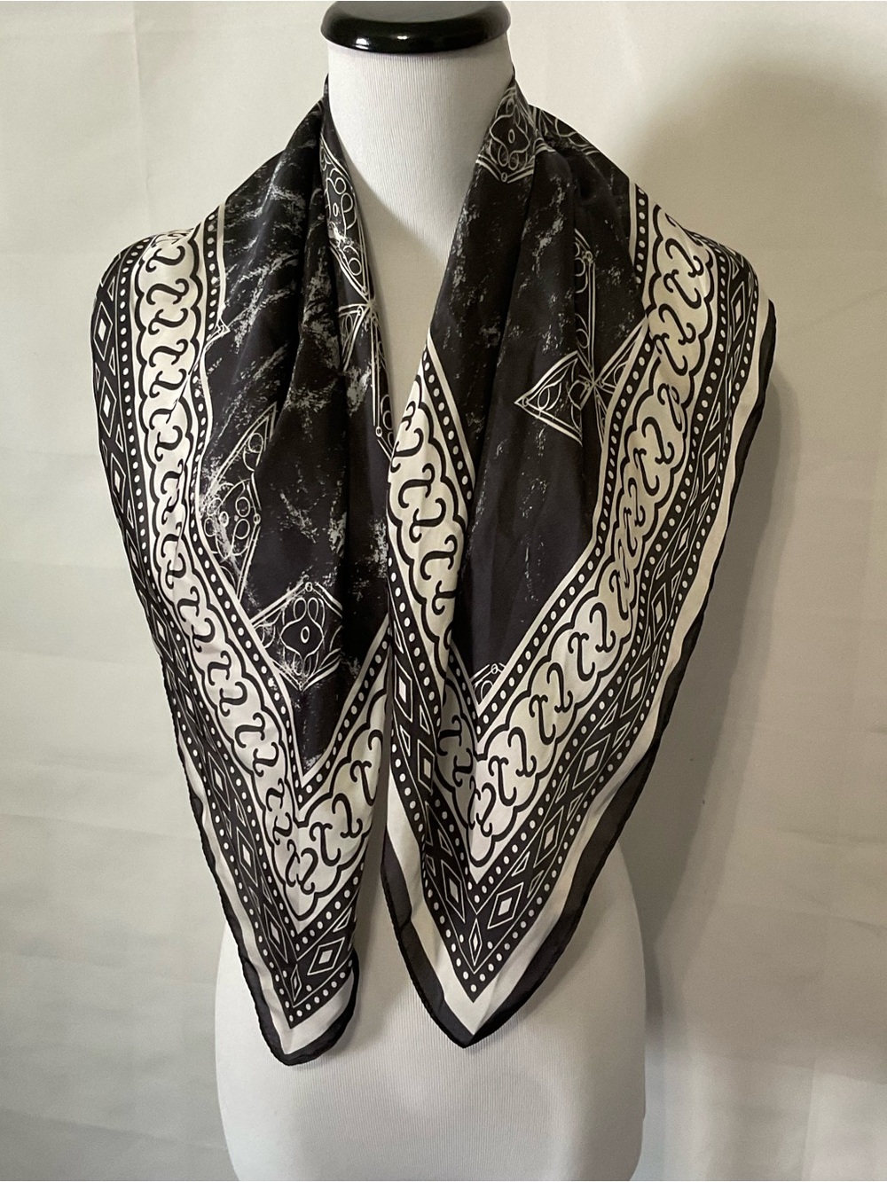 Elizabeth and James Black and White Geometric Bandana Scarf